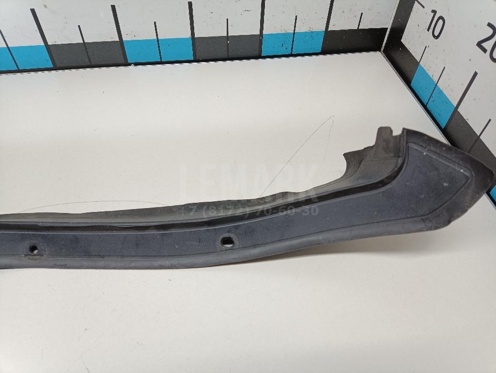 Уплотнитель (наружный) для  BMW X1 F48 2014-2022