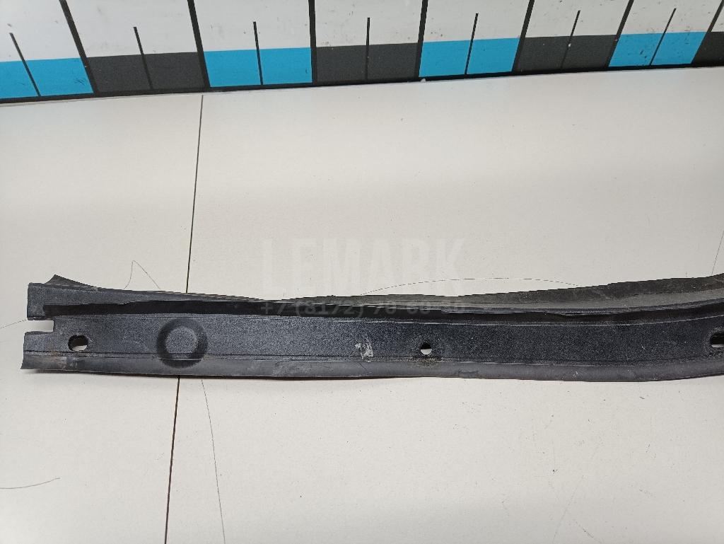 Уплотнитель (наружный) для  BMW X1 F48 2014-2022