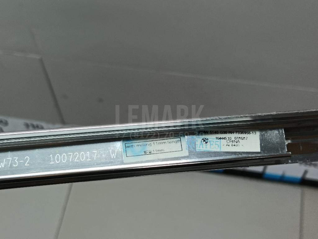 Накладка двери передней правой для  Bentley Mulsanne 2010-2020