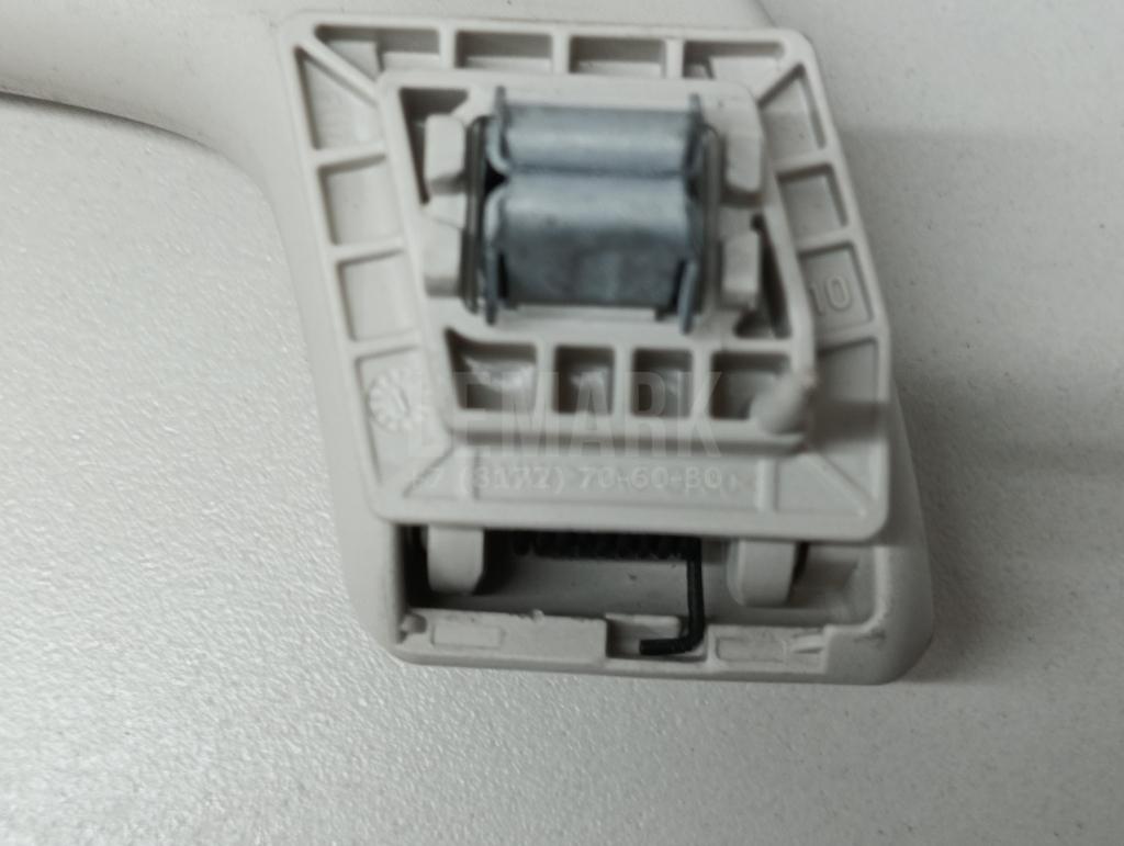 Ручка внутренняя потолочная для  Astra HD 8 2005-2011