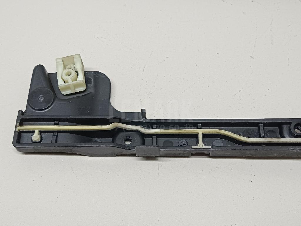 Канал для кабеля для  BMW 6-serie E63 2004-2009