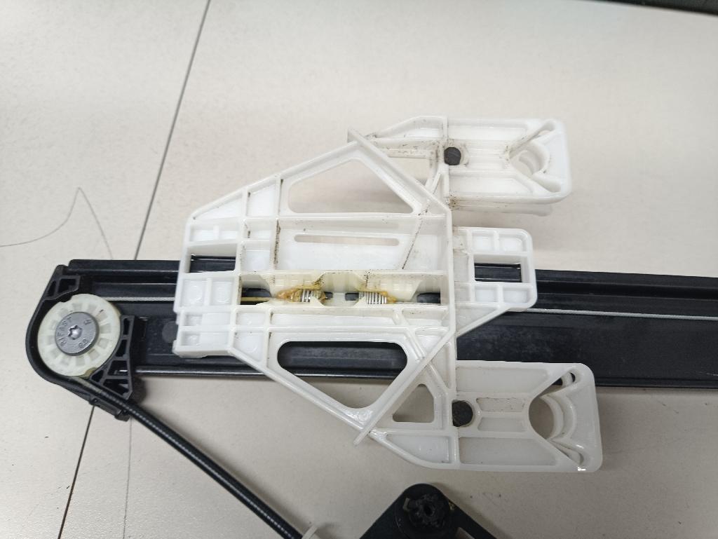 Стеклоподъемник электр. задний правый для  BMW X5 F15/F85 2013-2018