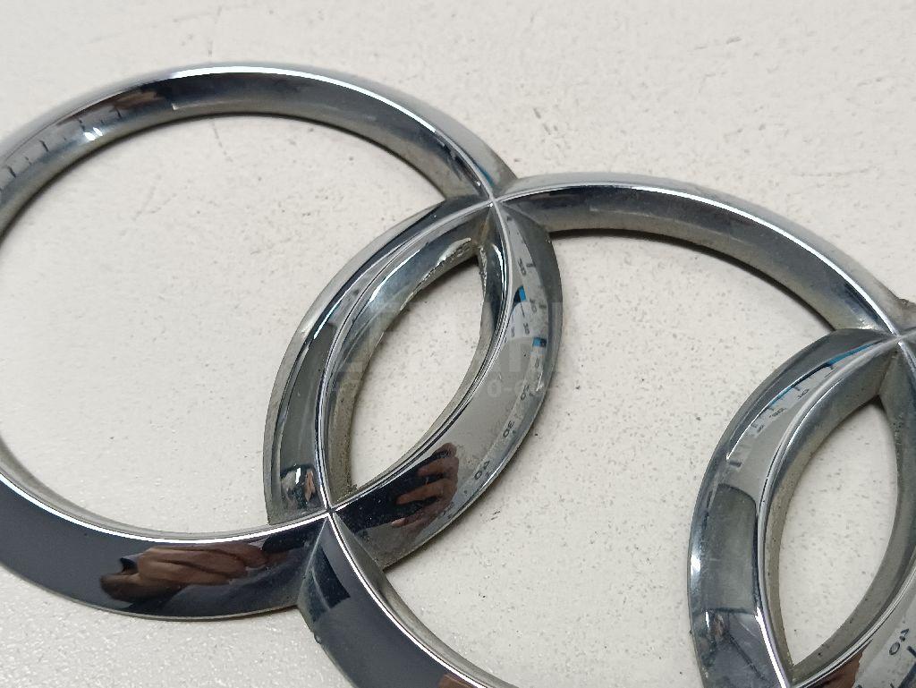 Эмблема на крышку багажника для  Audi