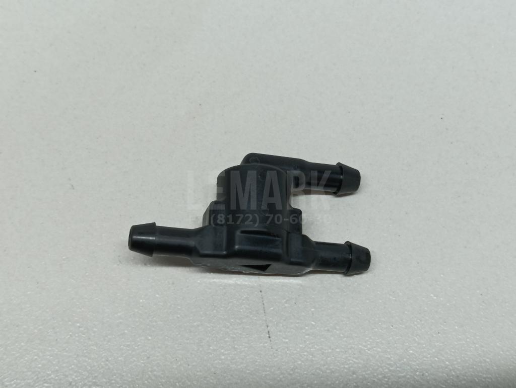 Тройник омывателя стекол 8532128020 Toyota