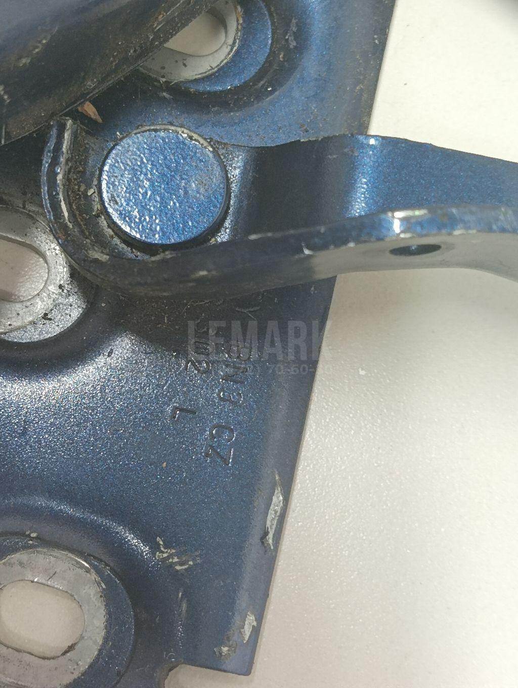 Петля капота правая для  BMW 4-serie G22/G23 2020