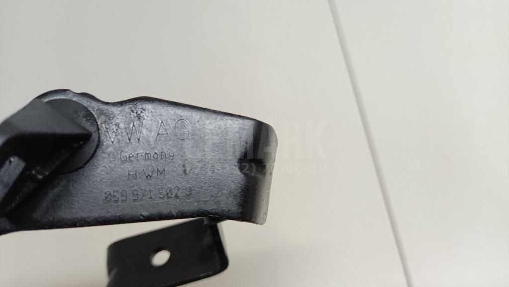 Кронштейн (сопут. товар) для  BMW 4-serie G22/G23 2020