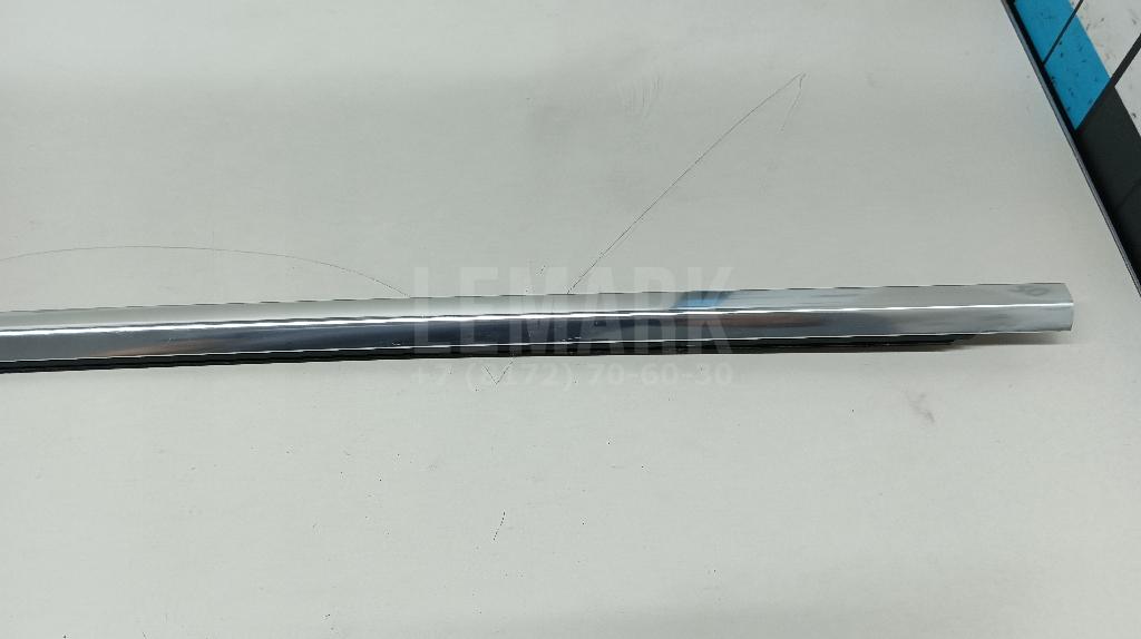 Накладка стекла переднего левого для  BMW 3-serie F30/F31/F80 2011-2020