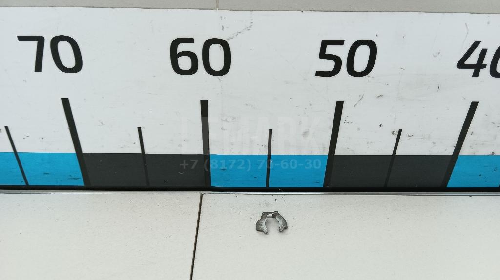 Крепеж форсунки 036133047G VAG