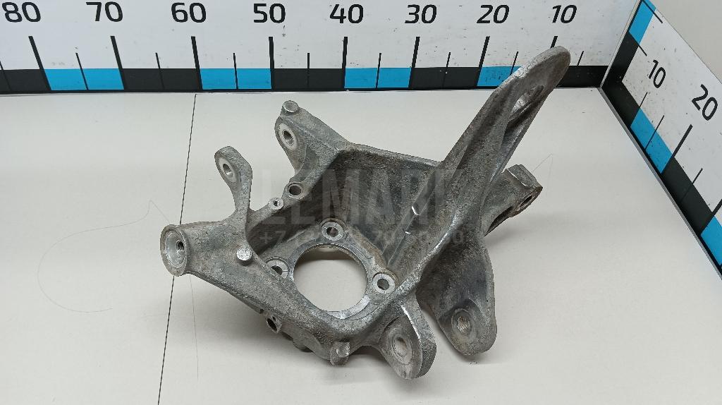 Кулак поворотный задний правый для  BPW R 1982