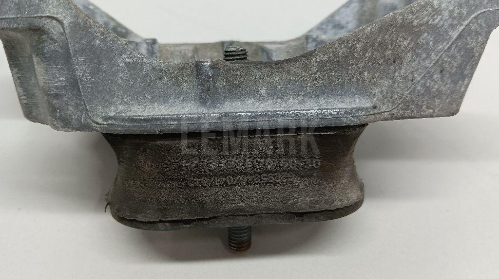 Кронштейн опоры КПП для  Audi TT(8N) 1998-2006