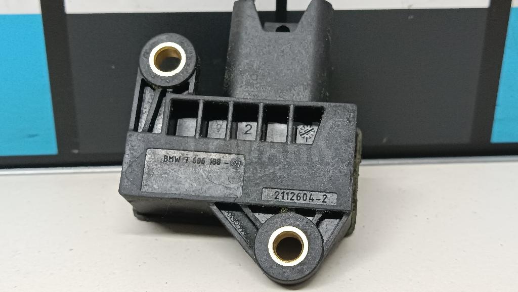 Датчик нейтрали для  Audi 80/90 [B2] 0-1986
