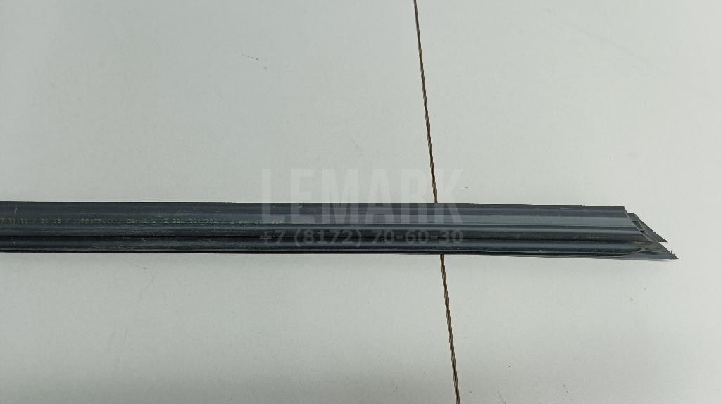 Накладка стекла переднего левого для  Brilliance M2 2006-2012