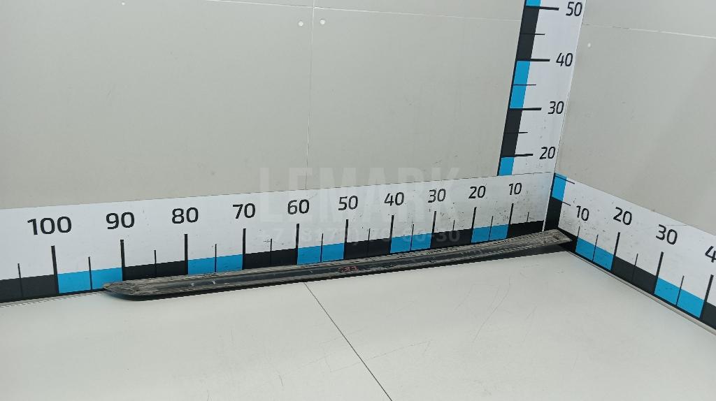 Молдинг передней левой двери 5L08535159B9 VAG