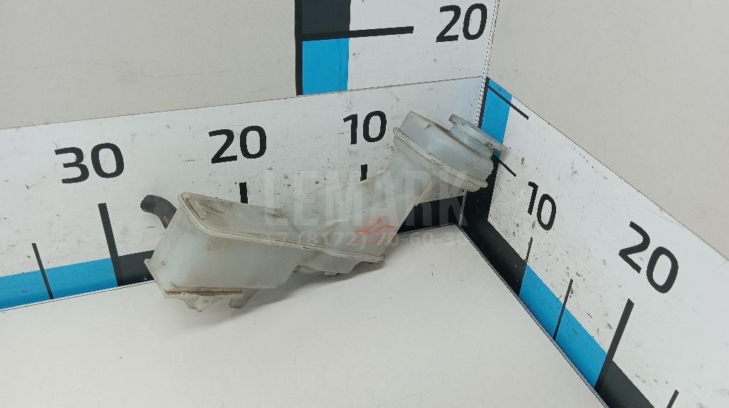 Бачок главного тормозного цилиндра 46090JD03A Nissan