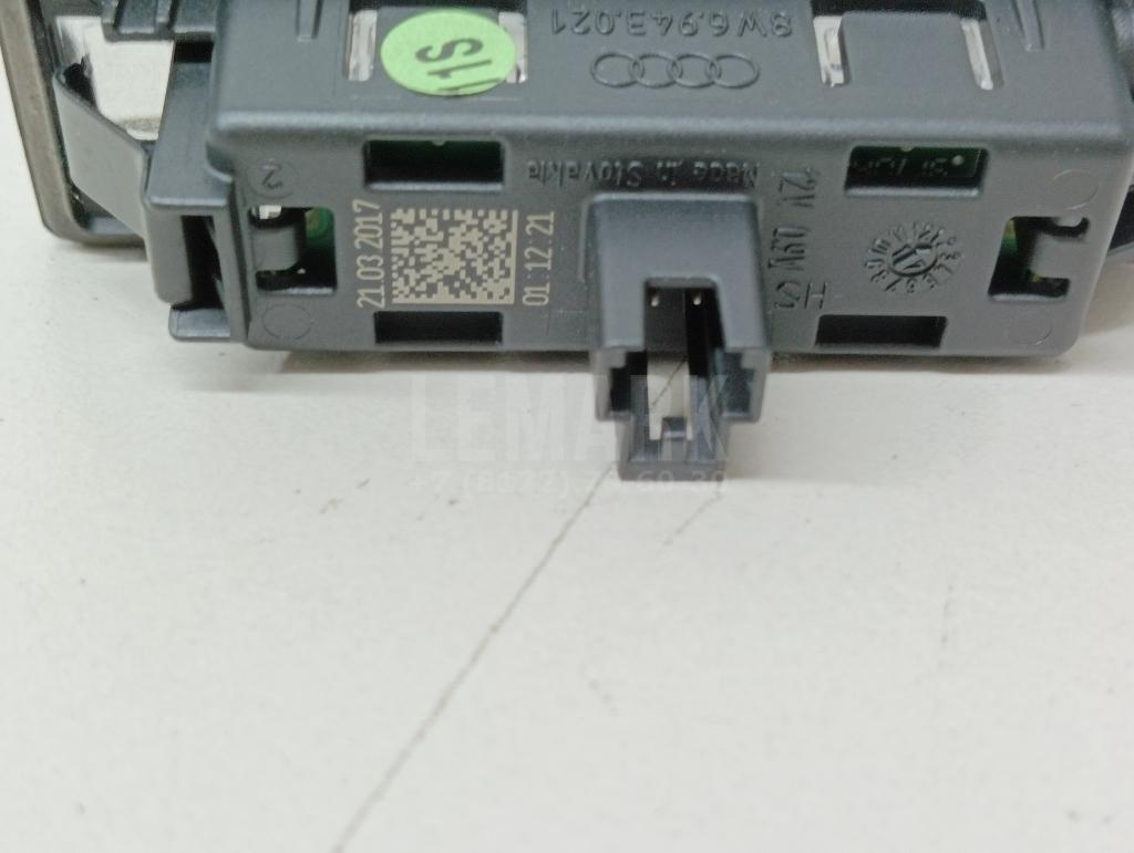 Фонарь подсветки номера для  BMW 1-serie E82/E88 2007-2013