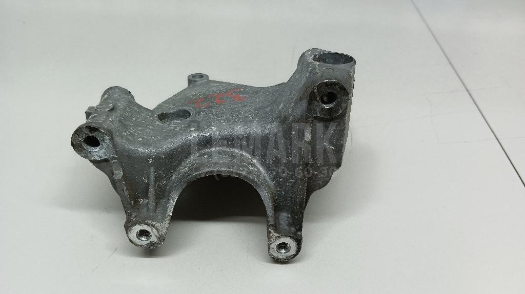 Кронштейн генератора для  BMW 3-serie F30/F31/F80 2011-2020