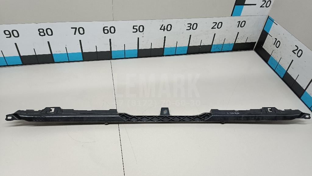 Накладка на решетку радиатора для  BMW X1 E84 2009-2015