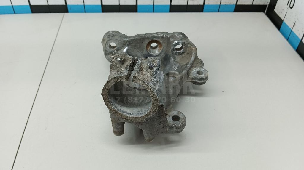 Кулак поворотный передний левый для  Audi A4 [B6] 2000-2004