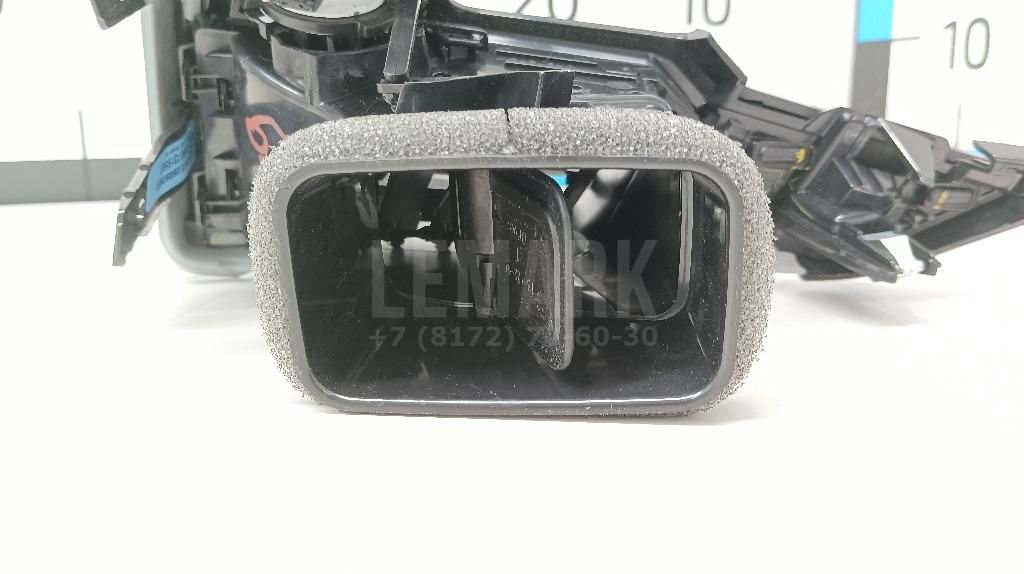 Дефлектор воздушный для  Audi Q6 2022
