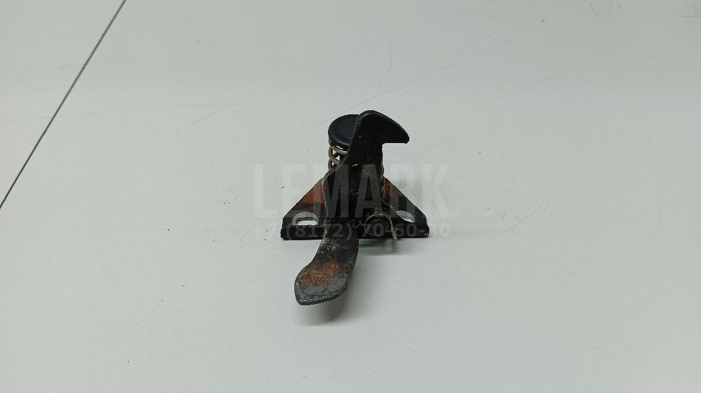 Крючок капота для  BMW 6-serie E63 2004-2009