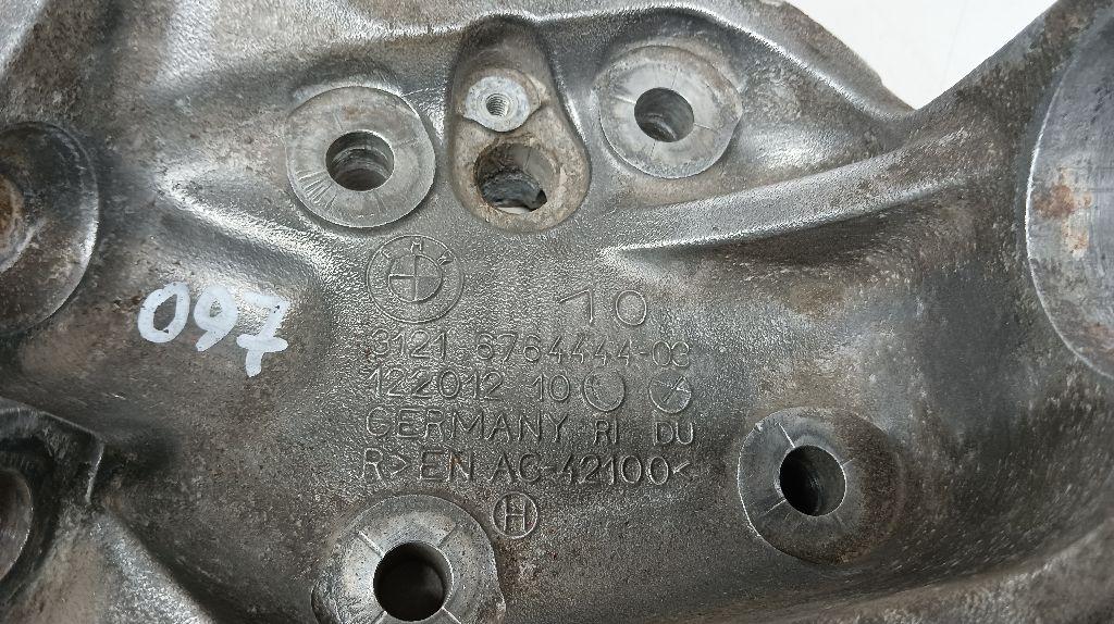 Кулак поворотный передний правый для  Audi Allroad quattro 2012-2019