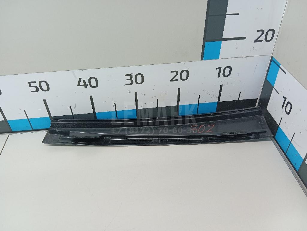 Накладка двери задней левой 1T0839889A03C VAG