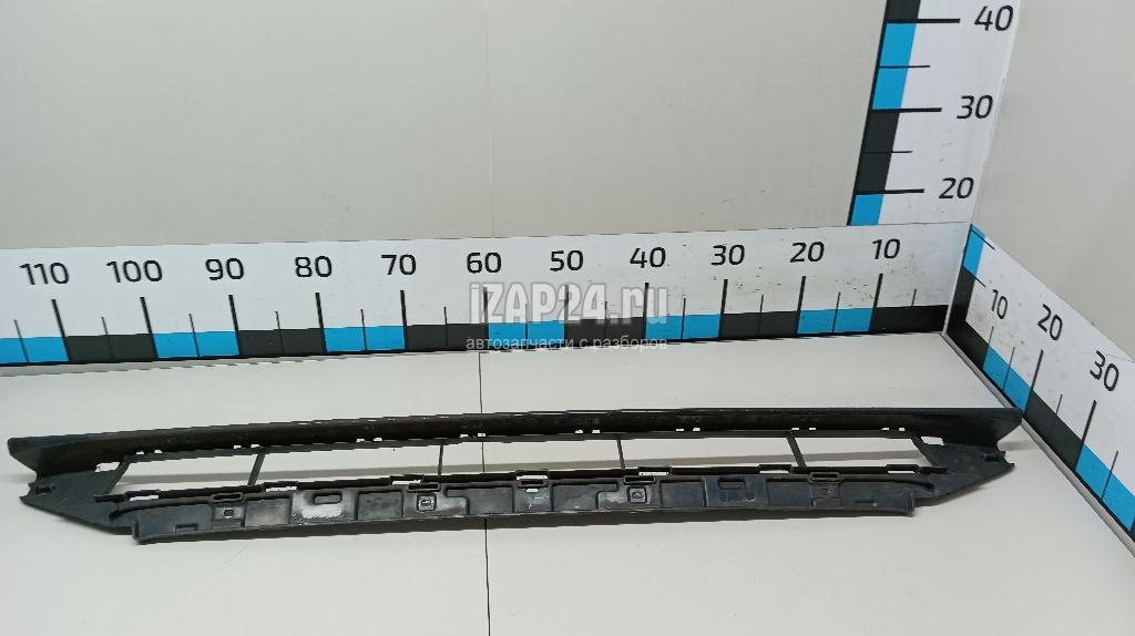 4M0807647A4W3 Решетка в бампер центральная VAG Q7 [4M] 2015
