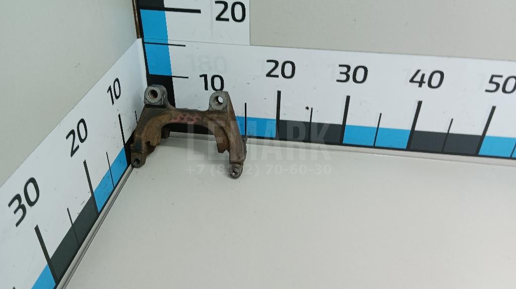 Скоба суппорта заднего 8V0615425A VAG