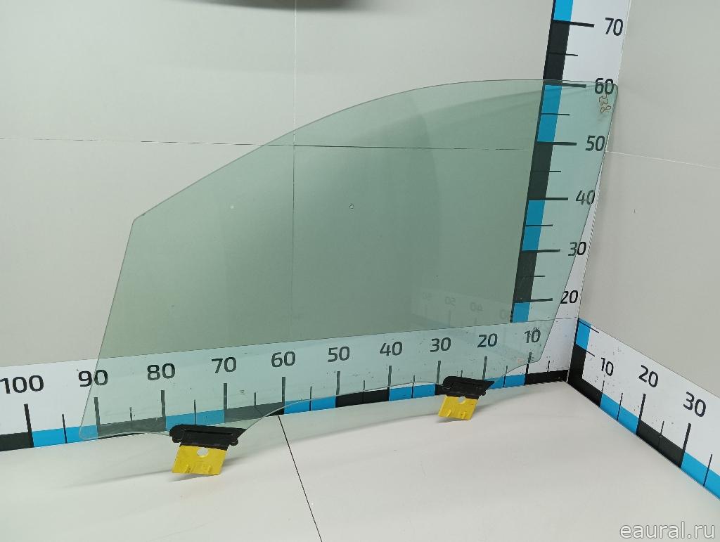 Стекло двери передней левой