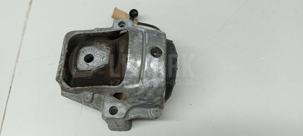 Опора двигателя правая для  Audi 80/90 [B4] 1991-1995