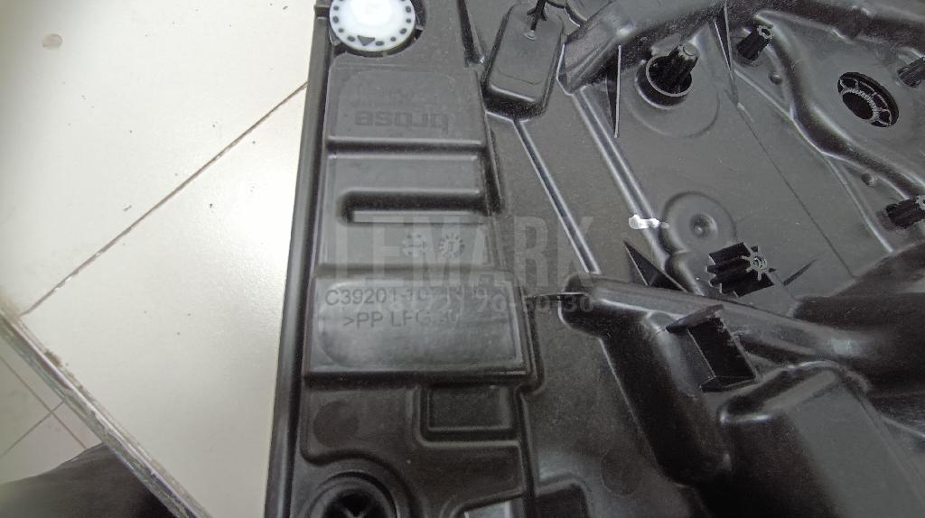 Стеклоподъемник электр. задний правый для  BMW X5 F15/F85 2013-2018