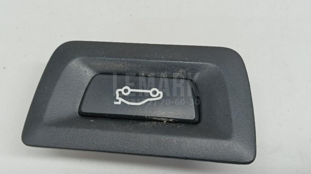 Кнопка открывания багажника для  BMW 3-serie F30/F31/F80 2011-2020