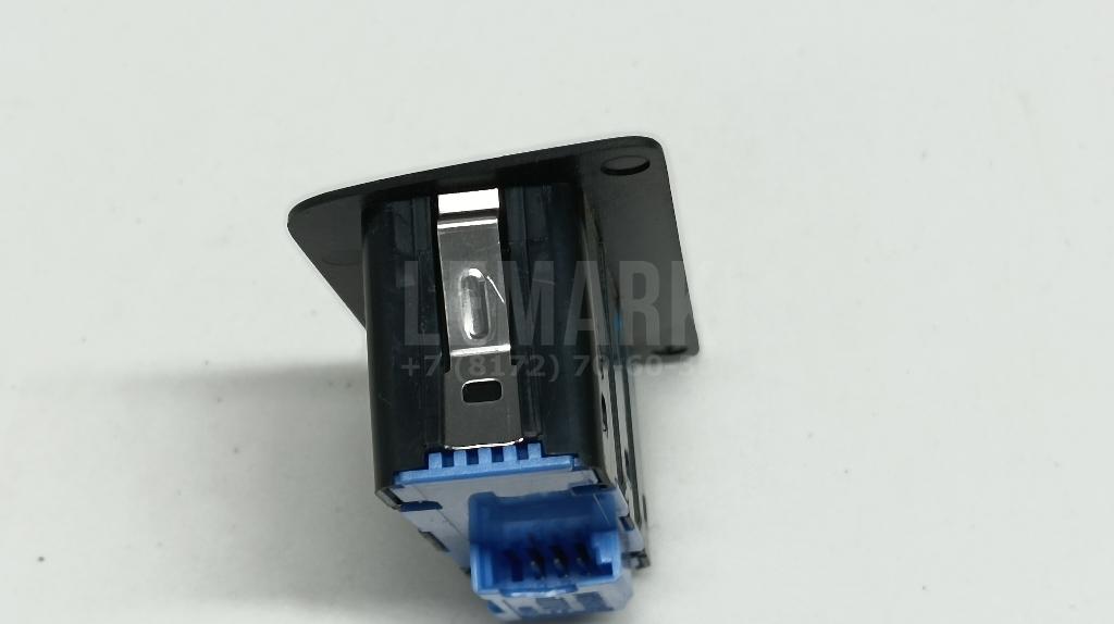 Кнопка открывания багажника для  BMW 3-serie F30/F31/F80 2011-2020