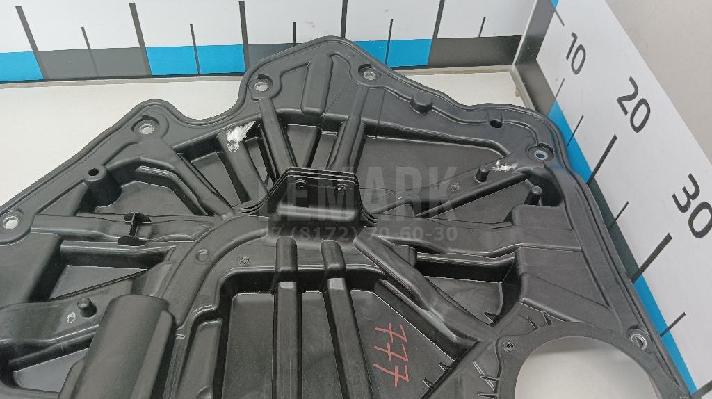 Панель двери для  Audi Q6 2022