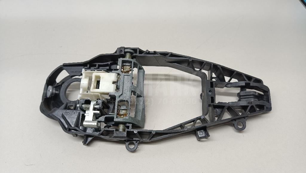 Кронштейн ручки для  BMW 7-serie F01/F02 2008-2015