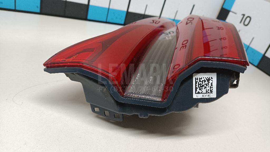 Фонарь задний внутренний левый для  BMW 4-serie F32/F33/F82 2012-2020