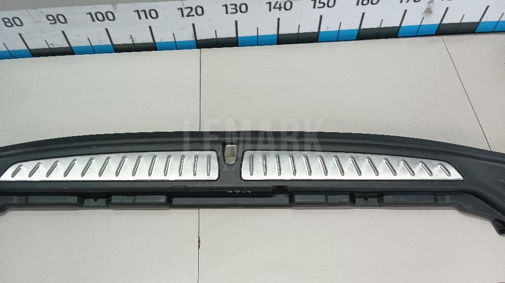 Обшивка багажника для  Alfa Romeo 147 2001-2010