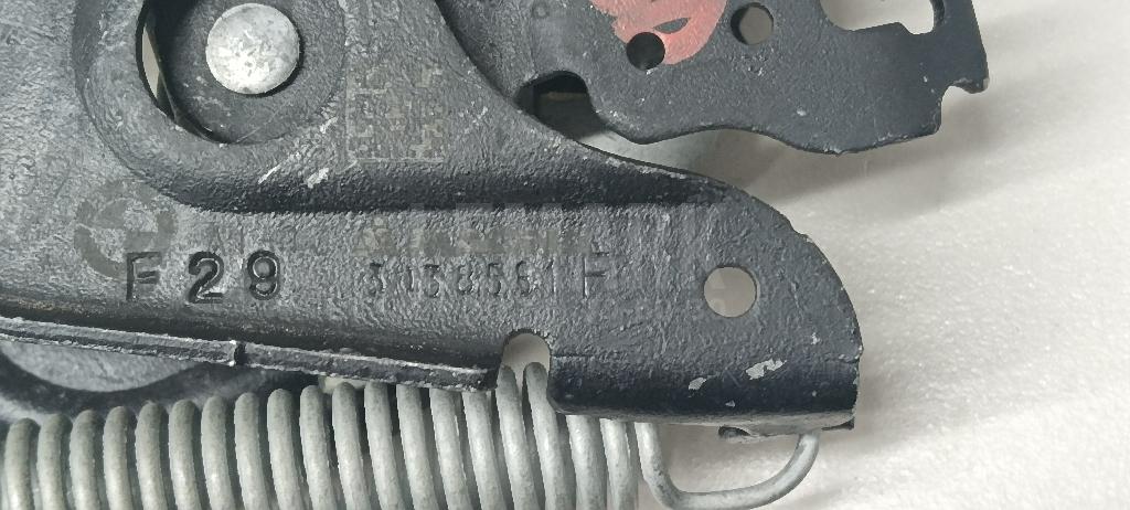 Замок капота для  BMW 1-serie E82/E88 2007-2013
