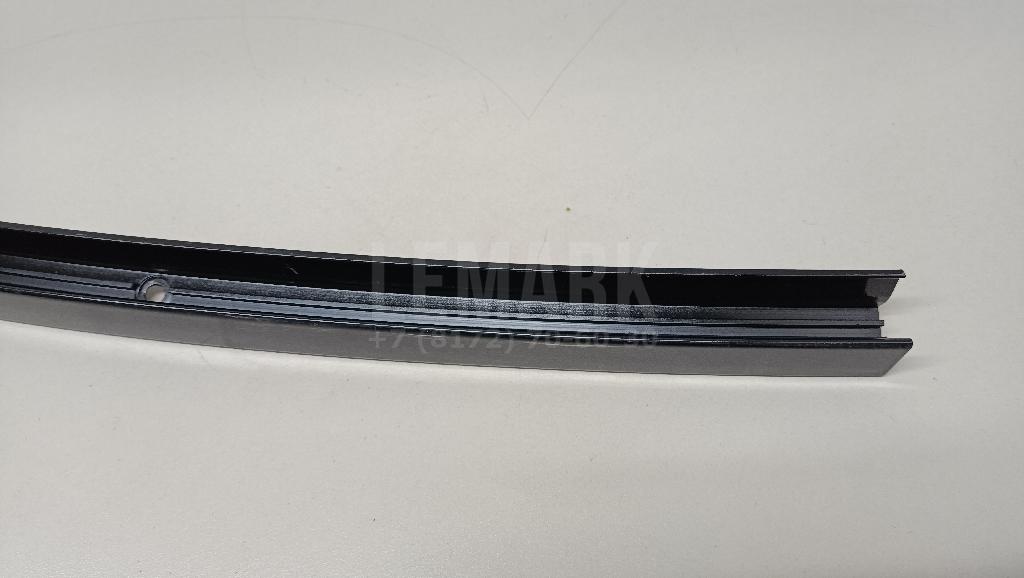 Направляющая стекла двери для  BMW X2 U10 2023