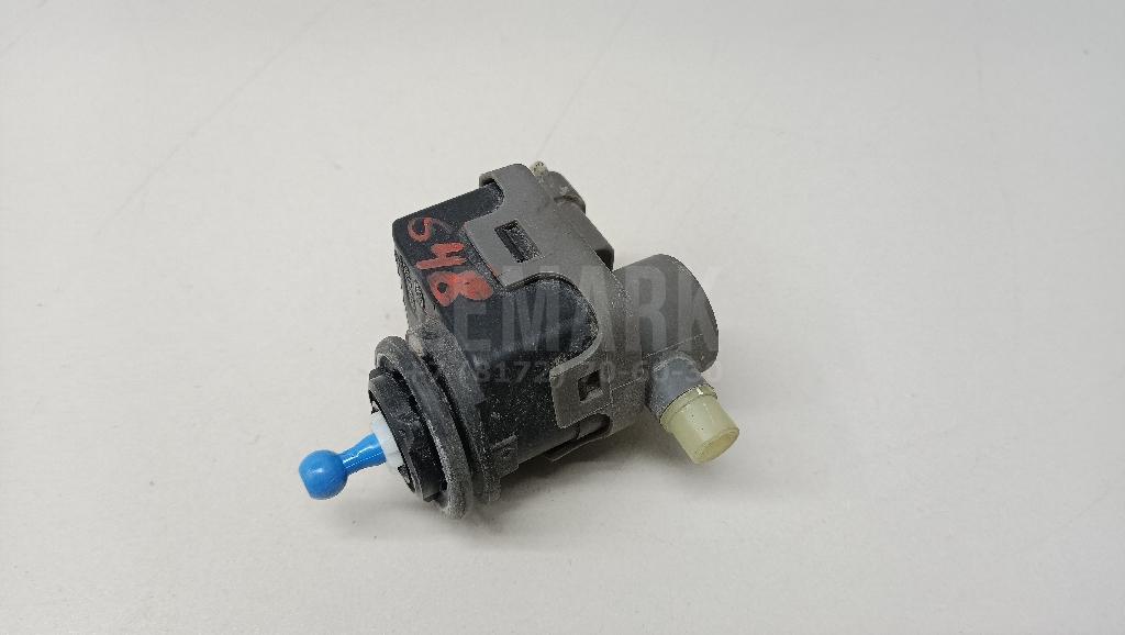 Моторчик корректора фары 26056AU300 Nissan