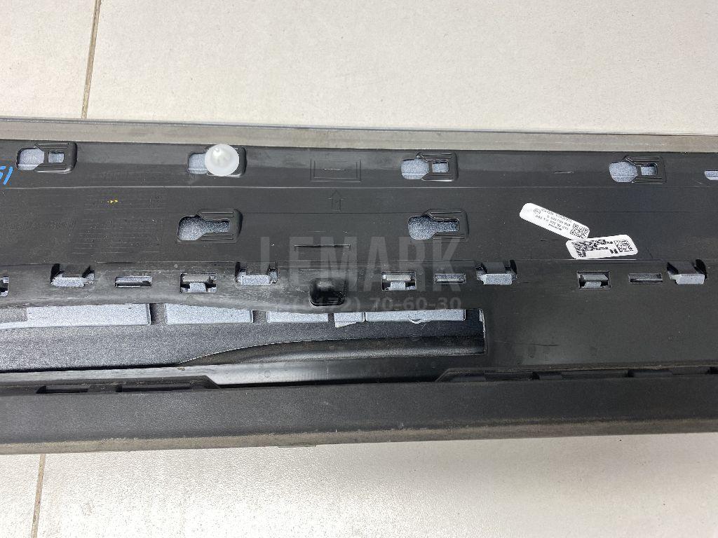 Накладка двери задней левой для  BMW X1 F48 2014-2022