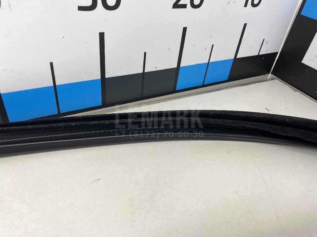 Накладка стекла переднего левого для  BMW 4-serie G22/G23 2020