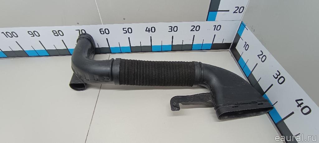 Патрубок воздушного фильтра