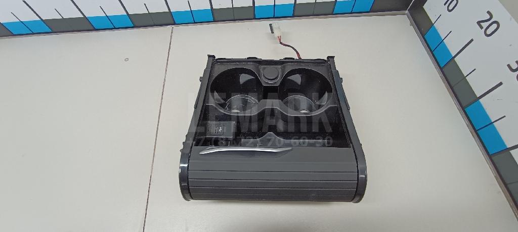 Подстаканник для  BMW 7-serie G11/G12 2015-2022