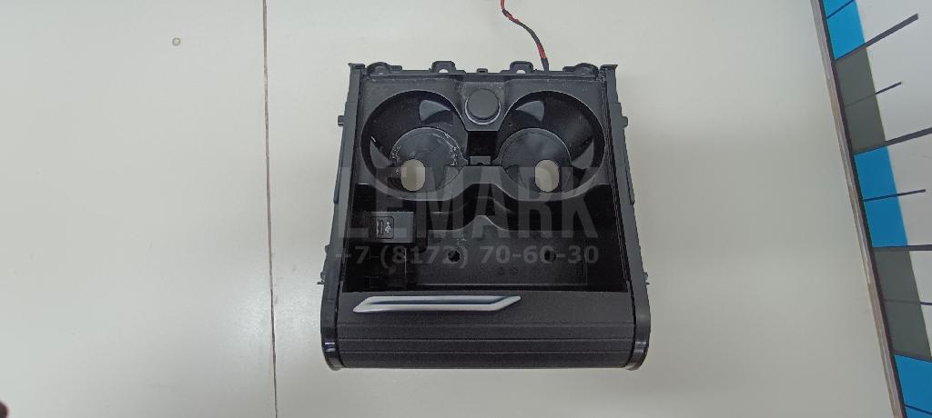 Подстаканник для  BMW 7-serie G11/G12 2015-2022