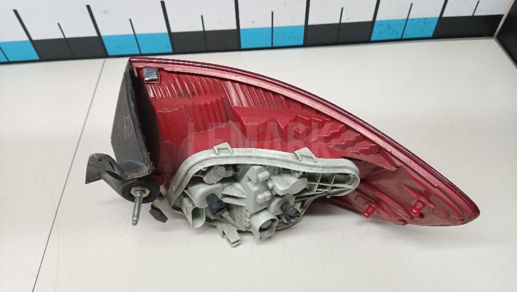 Фонарь задний наружный левый для  BMW X4 F26 2014-2018