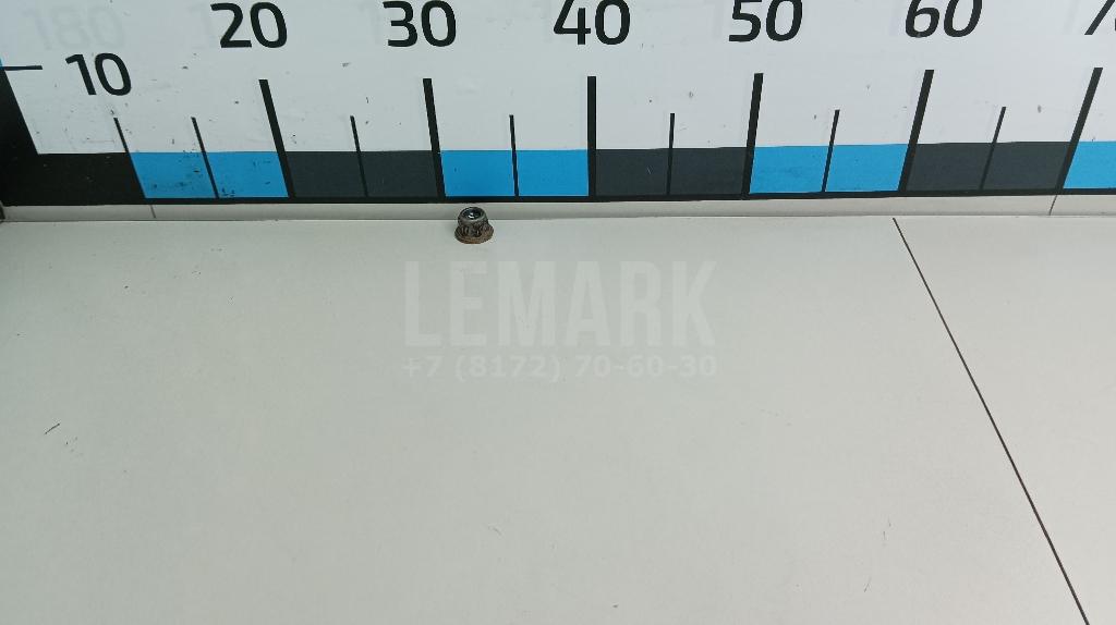 Гайка переднего амортизатора 1444117 Ford