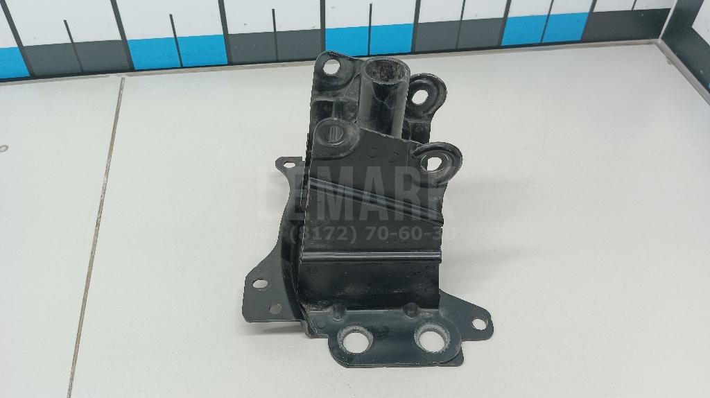 Кронштейн усилителя переднего бампера правый для  Acura MDX 2007-2013