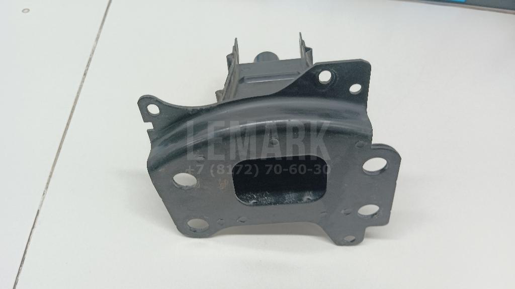Кронштейн усилителя переднего бампера правый для  Acura MDX 2007-2013
