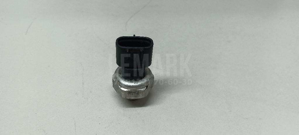 Датчик кондиционера 8871933020 Toyota